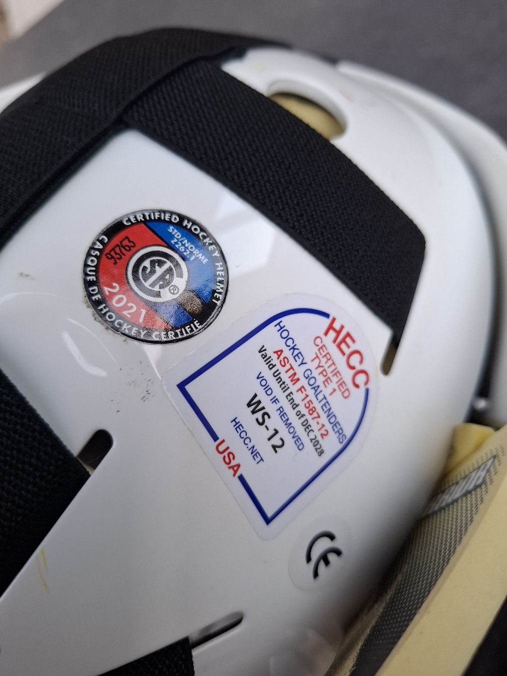 Caschi: Junior Warrior Goalie Mask White Used – Usato da Herzogenbuchsee venduto da MGA_SRM 2