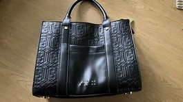 Handtasche