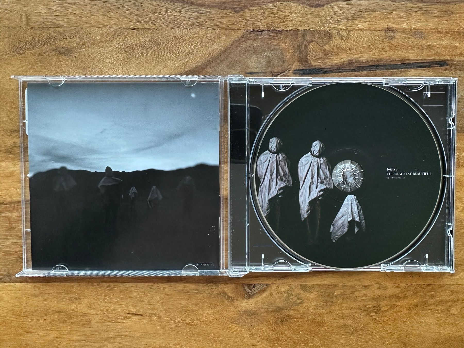 CDs: Letlive - The Blackest Beautiful (CD Post-Hardcore) – Gebraucht aus Horgen von flyingpenguin2000 1