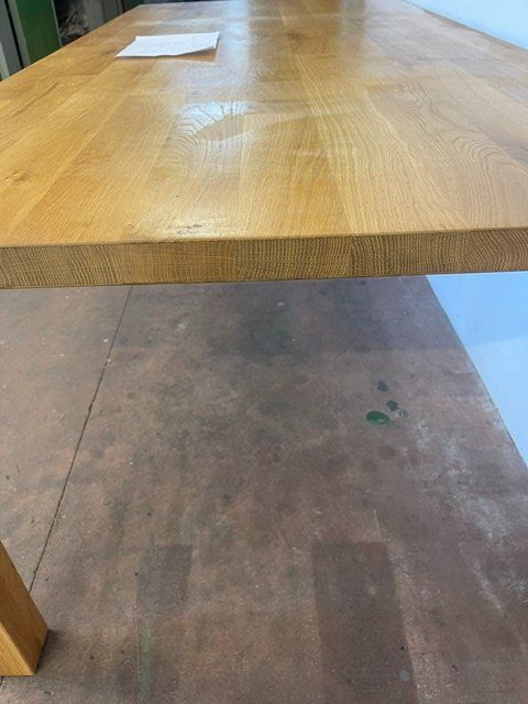 Tavoli: Neuer Tisch aus Eiche 220x100x75cm – Nuovo (secondo la descrizione) da Rekingen AG venduto da samu7700 6