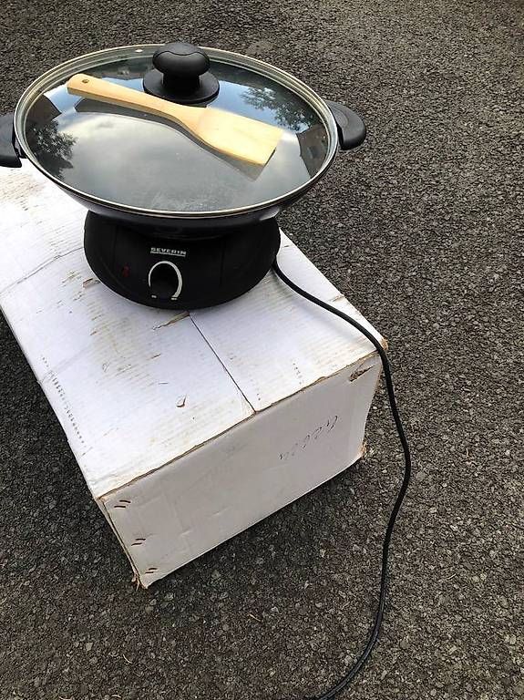 Elettrodomestici da cucina: Wok électrique de marque Severin – Usato da Le Grand-Saconnex venduto da aru_jl2c 1