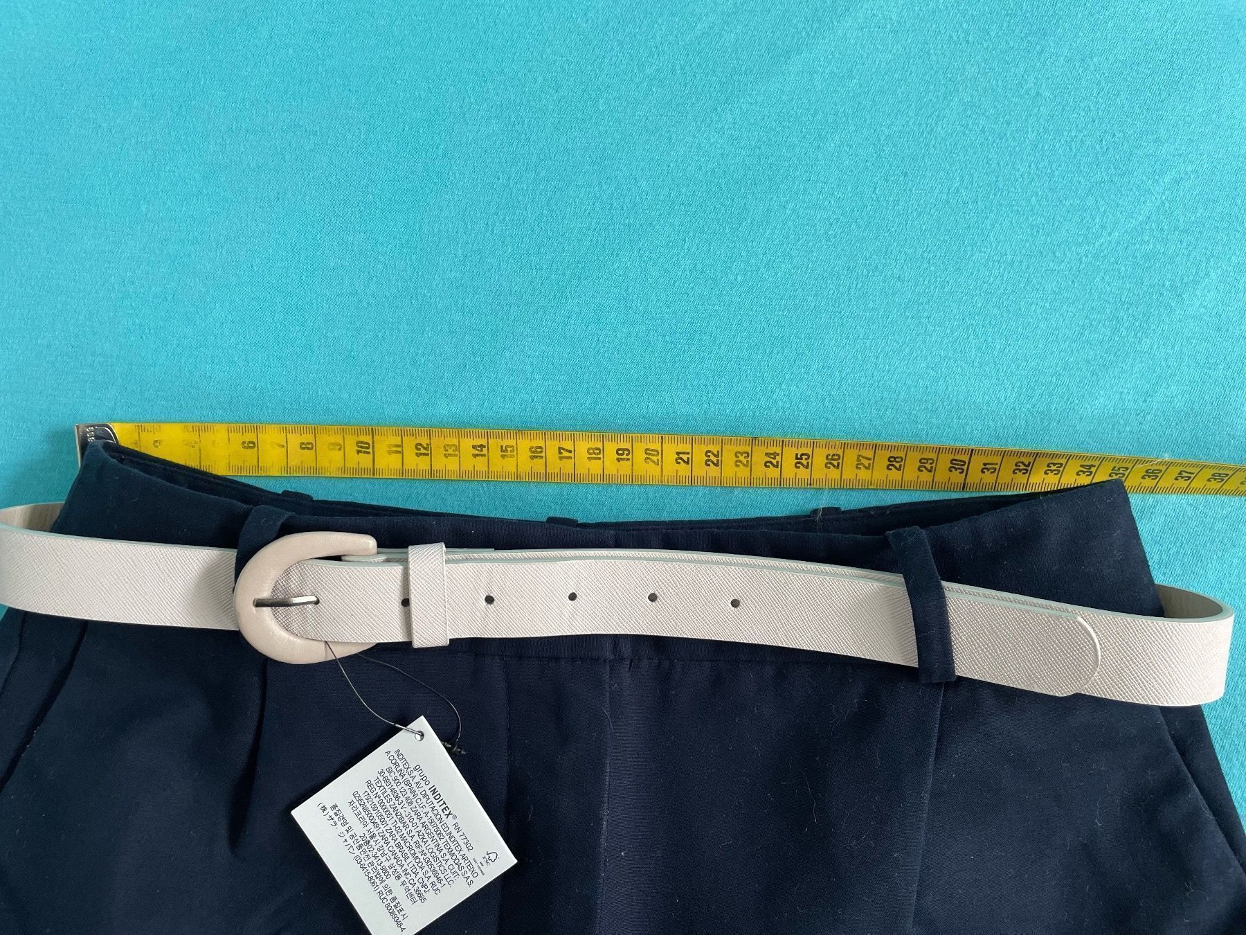 Zara Pantaloni: Zara Shorts – Usato da Basel venduto da Robyn20 6