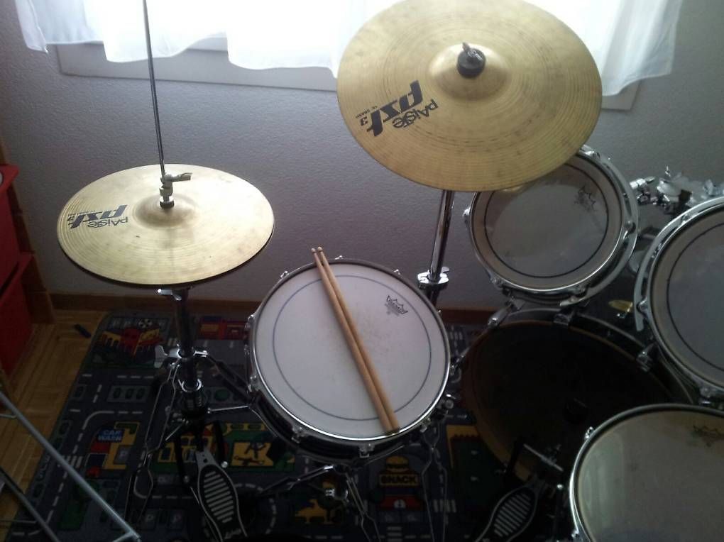 Strumenti musicali: Schlagzeug LUDWIG – Usato da Sarnen venduto da 1ro2si3ma 3