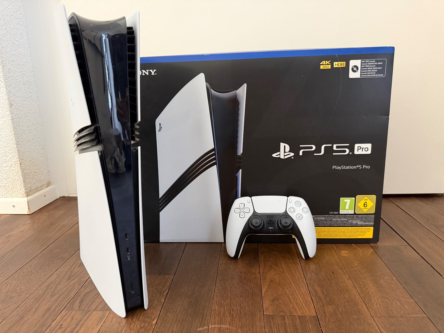 Sony Console: Playstation 5 Pro inklusive einem Controller und Kabel – Usato da Kilchberg BL venduto da TomLauber 3