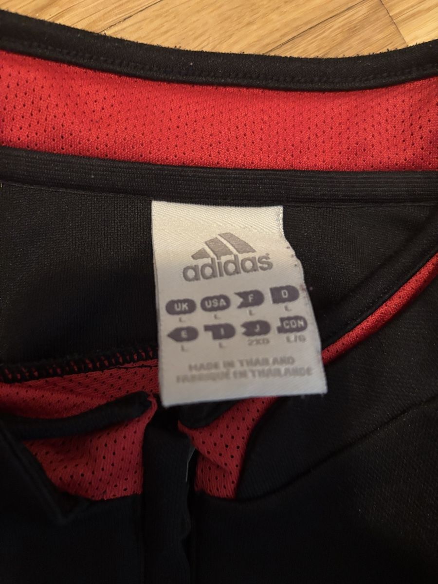 Adidas Leibchen & Hosen: Adidas Traineroberteil – Gebraucht aus Zürich von ChampShirts 4
