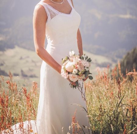 Figurbetontes Hochzeitskleid, Grösse 38