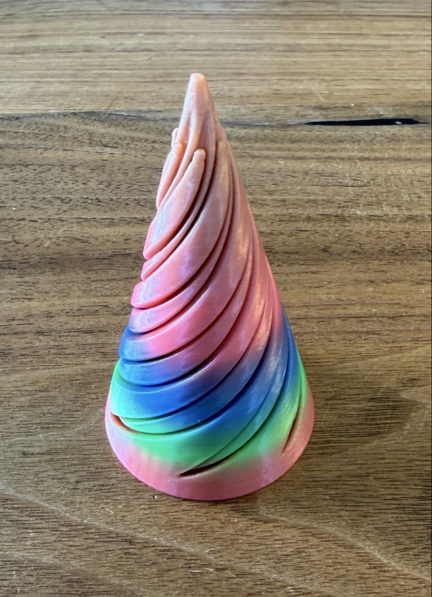 Spielzeuge: 3D Druck Spiral Fidget Kegel – Neu (gemäss Beschreibung) aus Bachenbülach von rorbi0