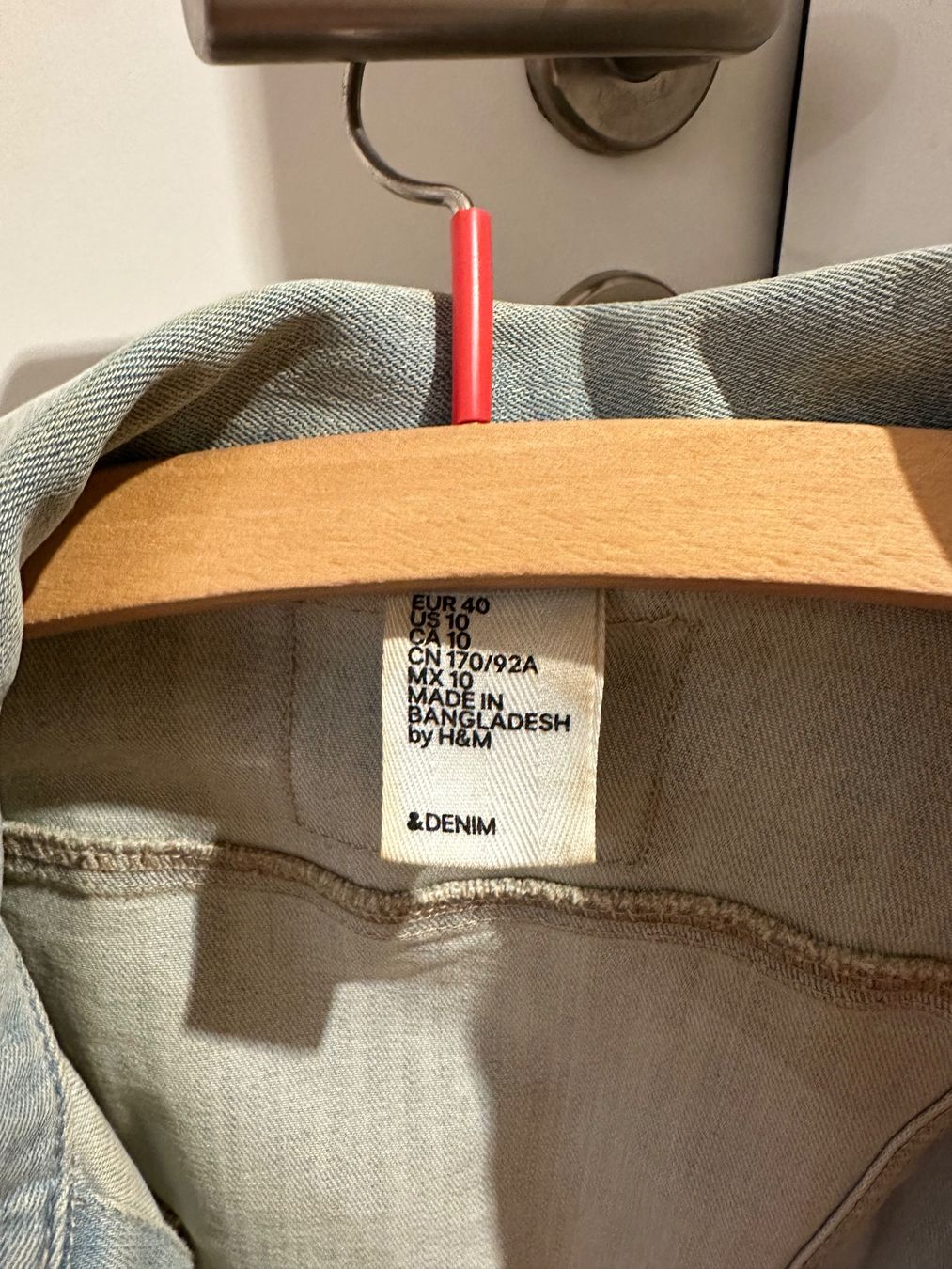 H&M Giacche: H&M - Jeansjacke - M – Usato da Zürich venduto da CharlotteAr 2