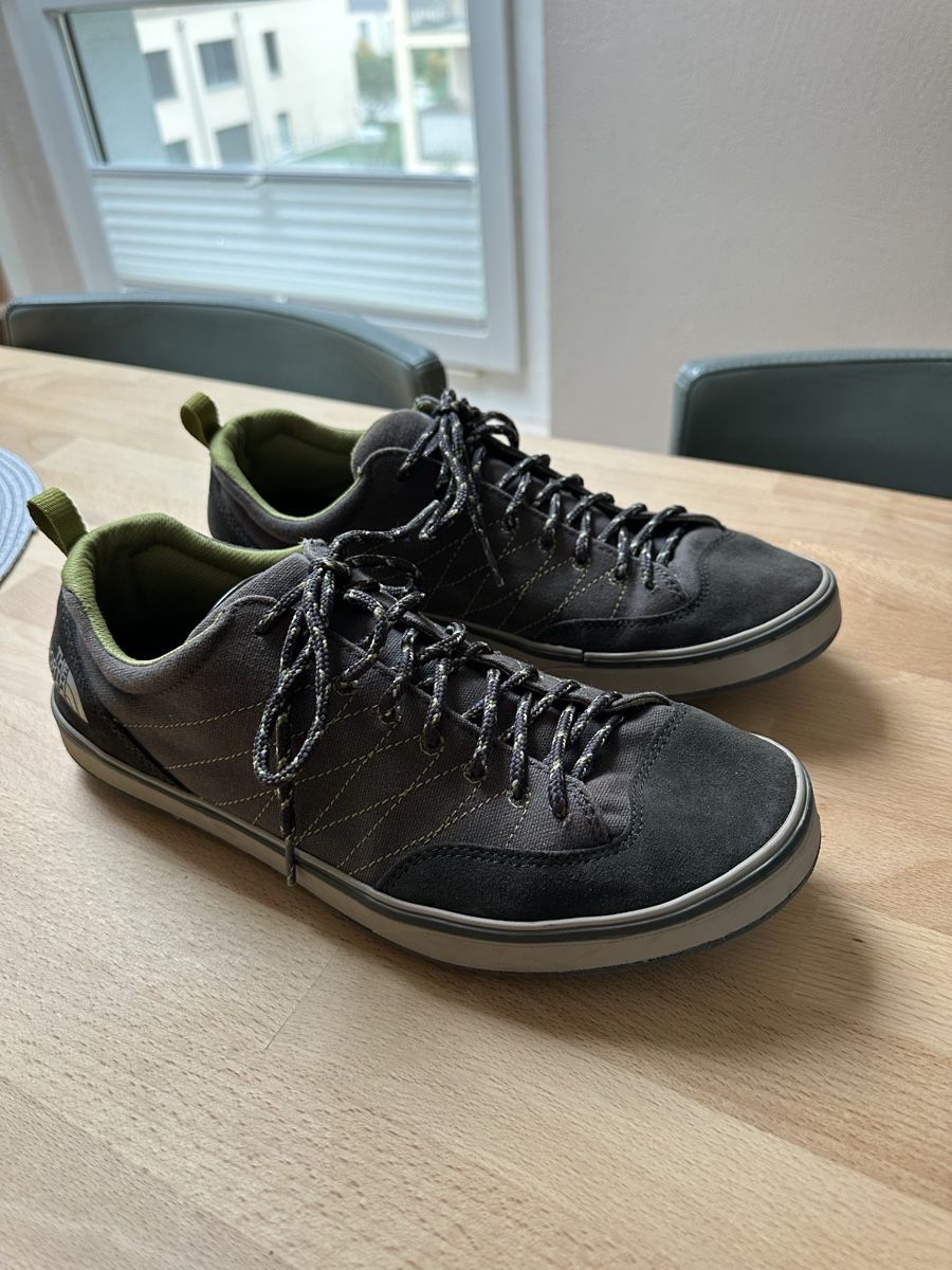 North Face Herrenschuhe: Freizeit Schuh von The North Face – Gebraucht aus Beromünster von Moritz0112 1