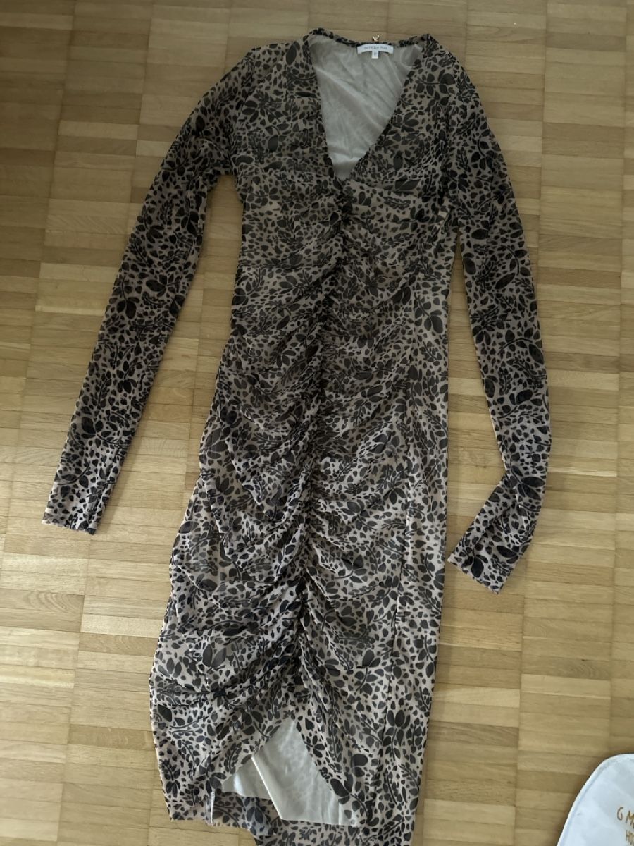 Patrizia Pepe Kleider: PATRIZIA PEPE figurbetontes Kleid, NEU, – Neu (gemäss Beschreibung) aus Dübendorf von Bella1177 4