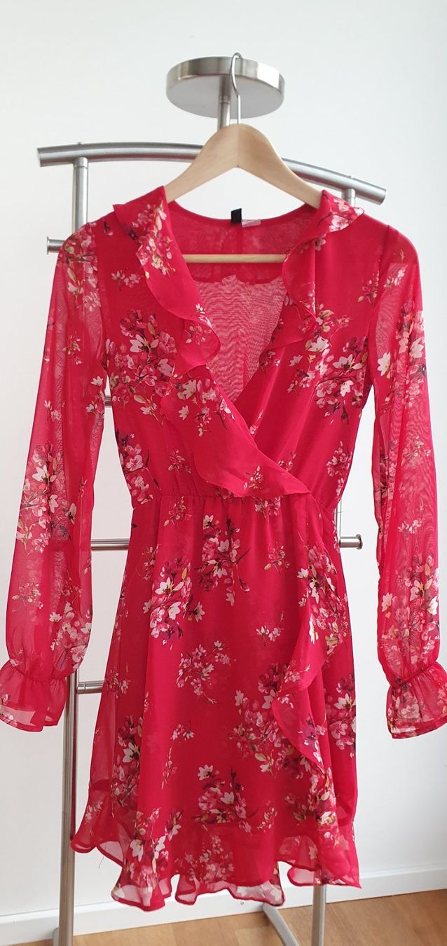 H&M Kleider: Kleid luftig romantisch Gr. 32 – Gebraucht aus Stansstad von InStyle8