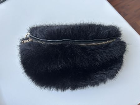 Sac/pochette fausse fourrure