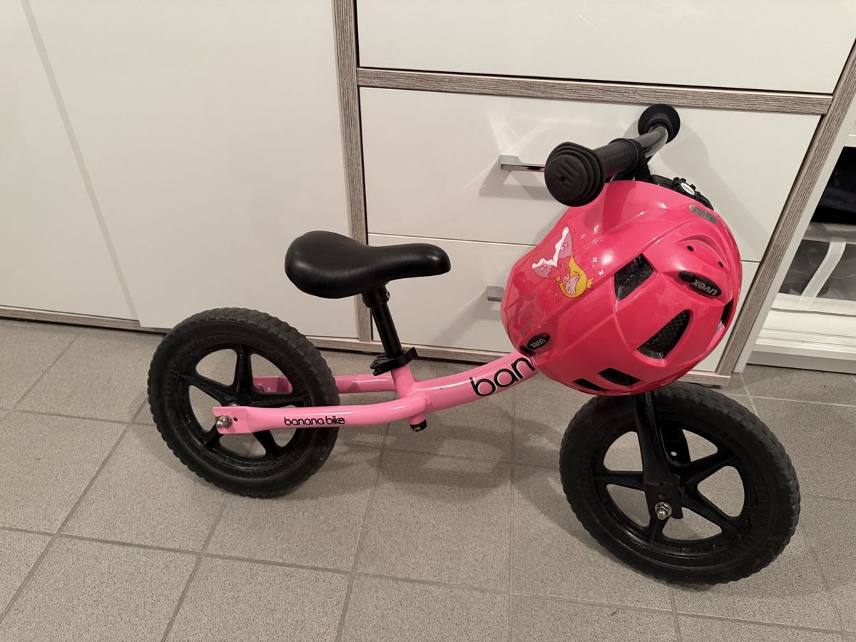 Veicoli per bambini: Bananabike Laufrad mit Helm  – Usato da Wangen b. Olten venduto da esma010