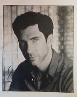 Dylan McDermott 1961- Autogramm signiert Foto 20x25cm