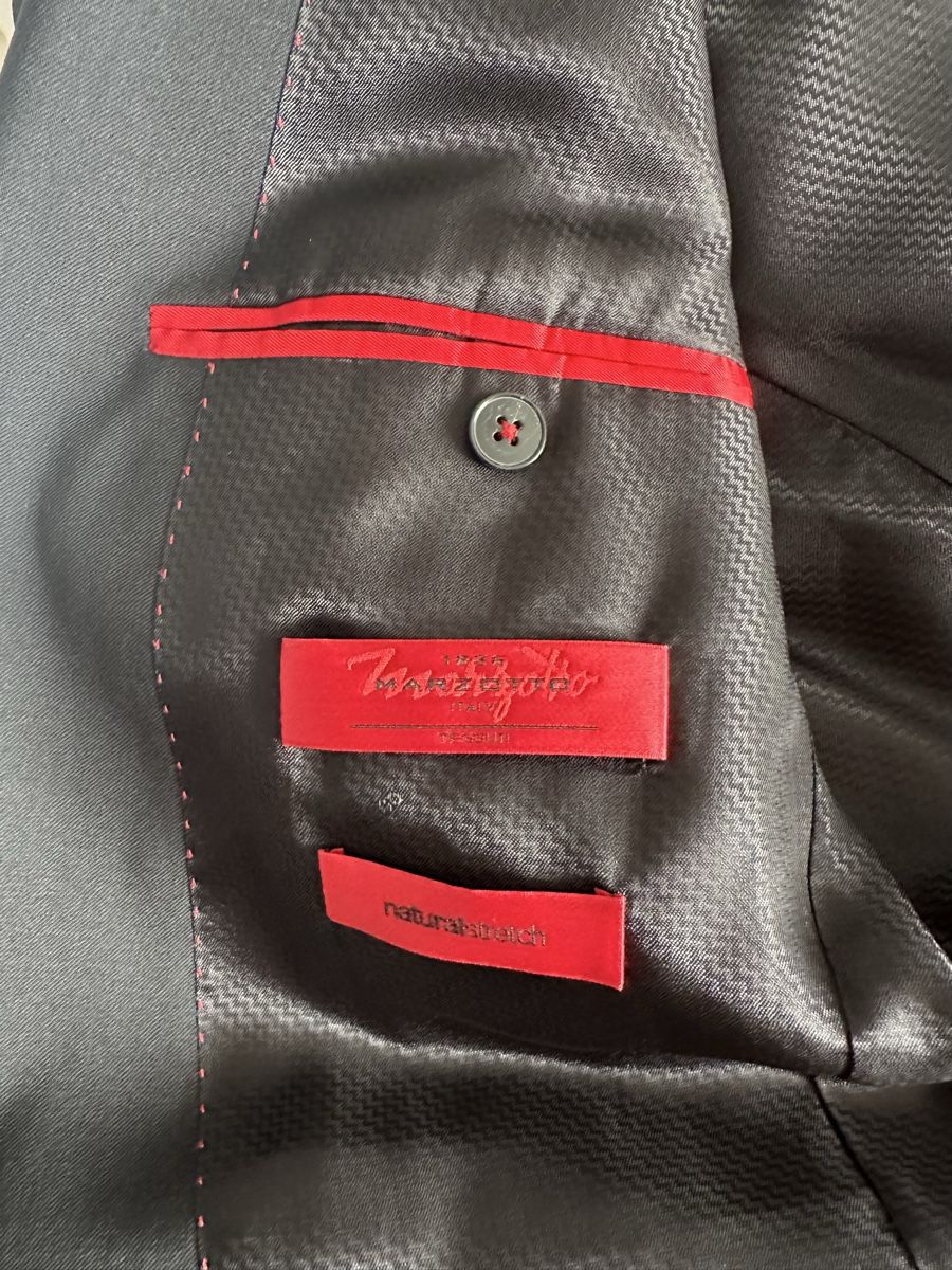 Hugo Boss Giacche: Veste noire élégante, parfaite, Taille M – Nuovo (secondo la descrizione) da Thônex venduto da Andre.olvs 3