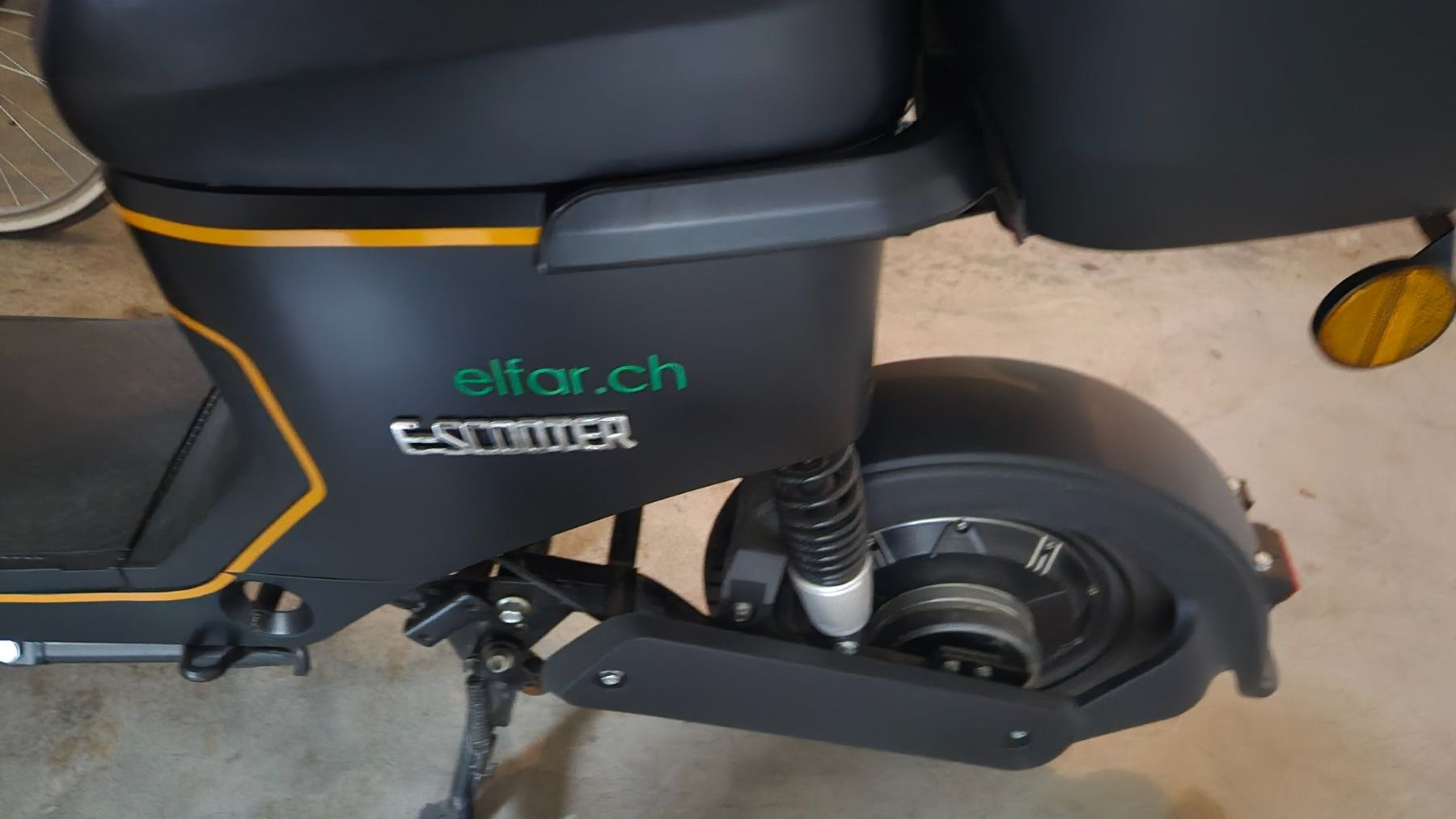 Ciclomotori: E-Mofa Elfar Premium – Usato da Liebefeld venduto da Straycats 2