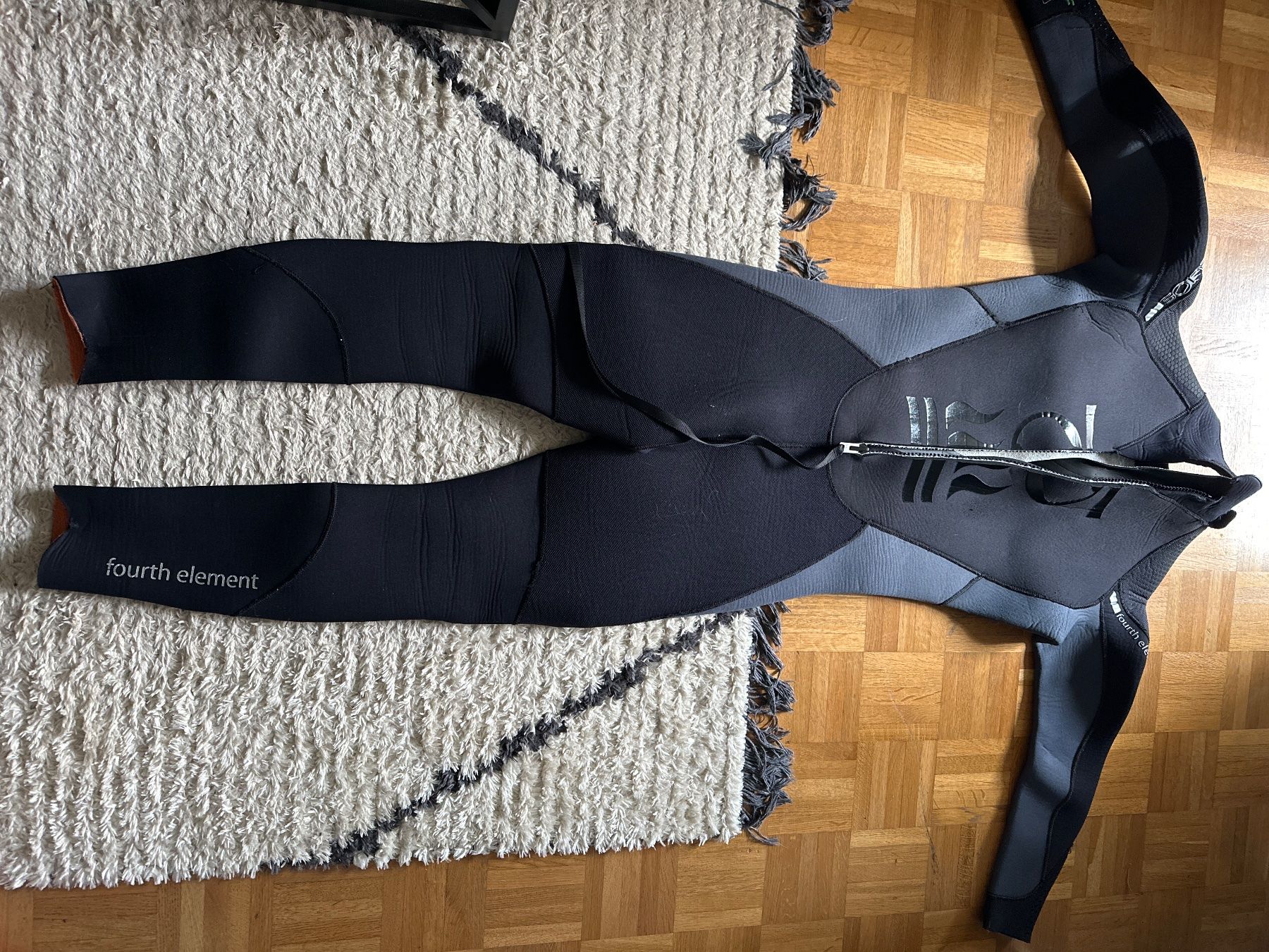 Tauchanzüge: Fourth Element Wetsuit Men Size L 7mm Helios – Gebraucht aus Thalwil von fsc_d9h5 1