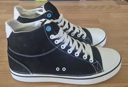 Crocs Canvas Turnschuhe, Gr. M12 (EU 46-47), schwarz/weiss
