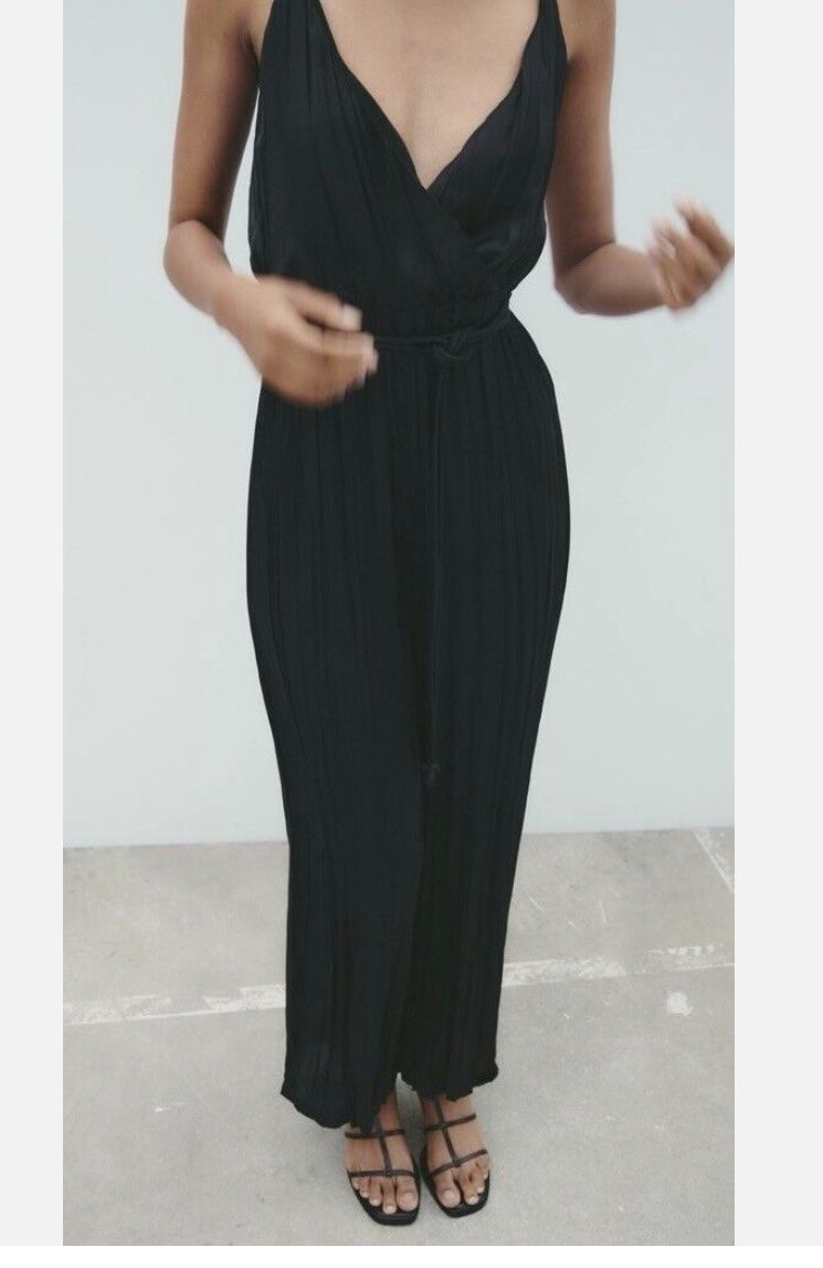 Zara Tute: Zara onesie – Nuovo e nell'imballaggio originale da Opfikon venduto da til_t7ww 3