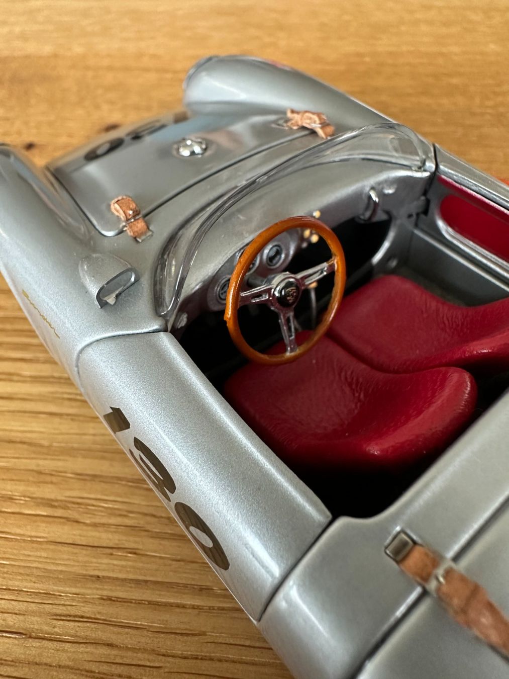 Porsche Modellini d'auto: Modellauto Porsche 550 Spider M1:24 CMC – Nuovo e nell'imballaggio originale da Winkel venduto da rehu60 3