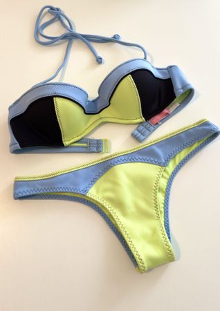 Victoria’s Secret NEU, 34A/XS (32B), Badeanzug, Bikini