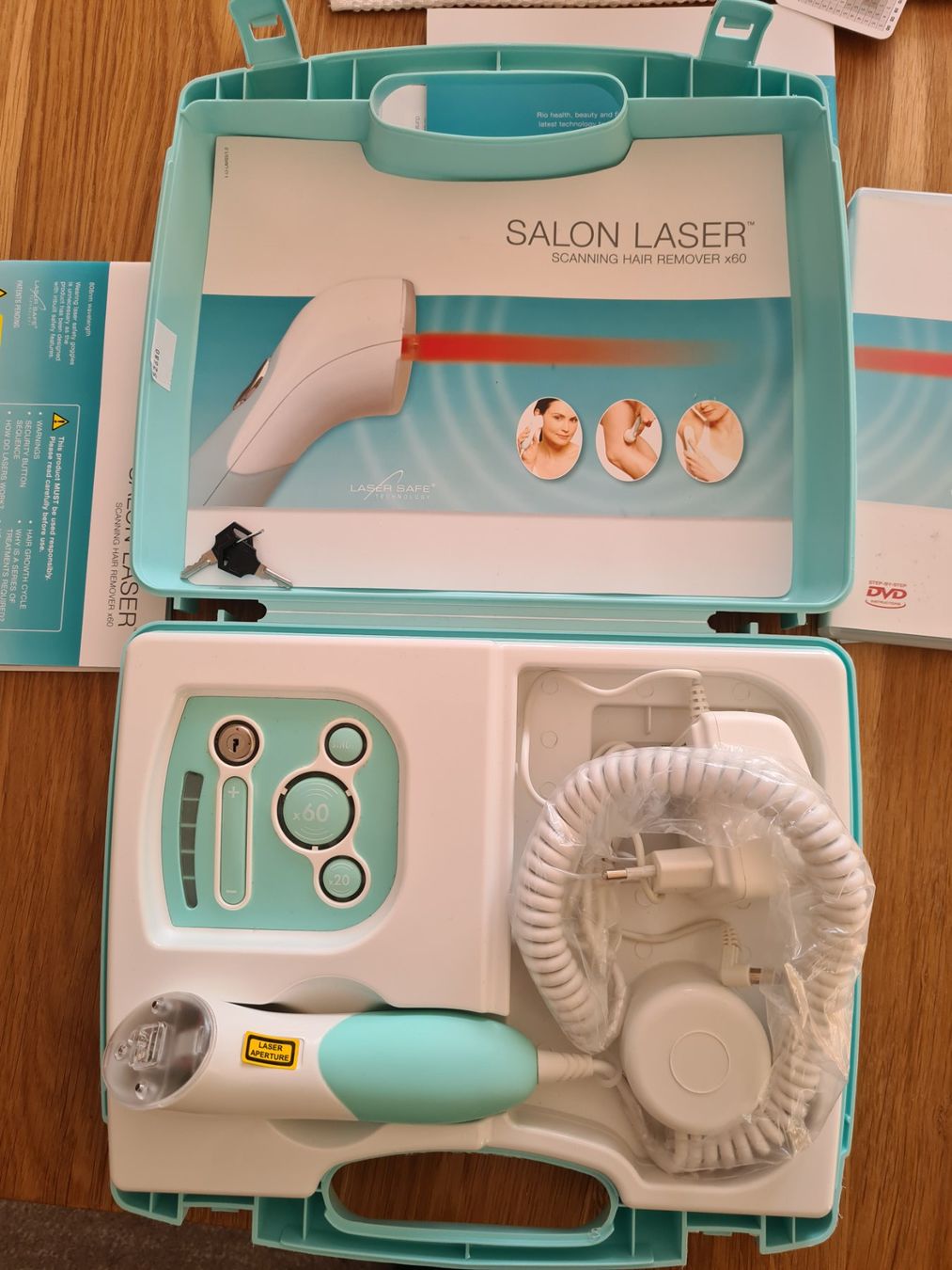 : Salon Laser Haarentferner, neuwertig! – Neuf avec emballage d'origine à Winterthur par Jana1701 5