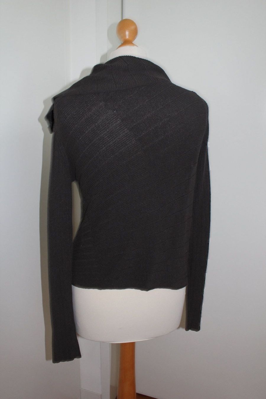 Hugo Boss Vestes: HUGO BOSS Strickjacke – D'occasion à Meggen par stella195 1