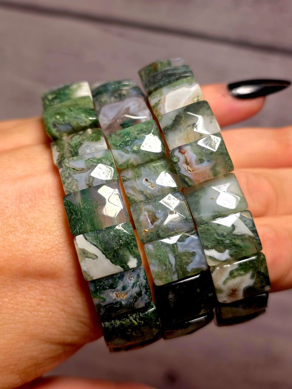 Minerali & Pietre curative: Facettiertes Moosachat Softbangle Armband – Nuovo e nell'imballaggio originale da Matzingen venduto da Shay_Crystalz 1