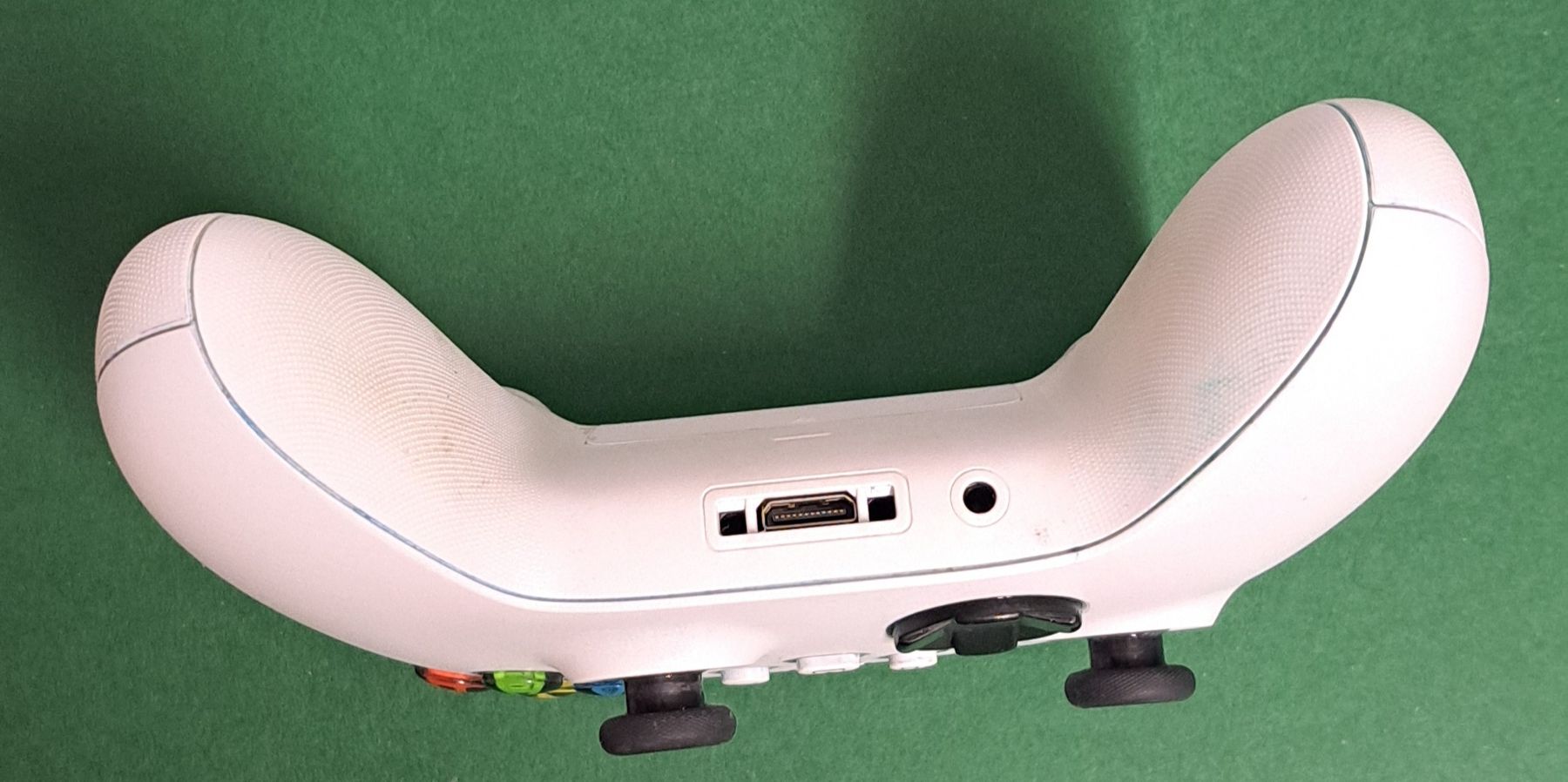 Microsoft Manettes: XBOX ONE CONTROLLER  – D'occasion à Biel/Bienne par Sasha4u 2