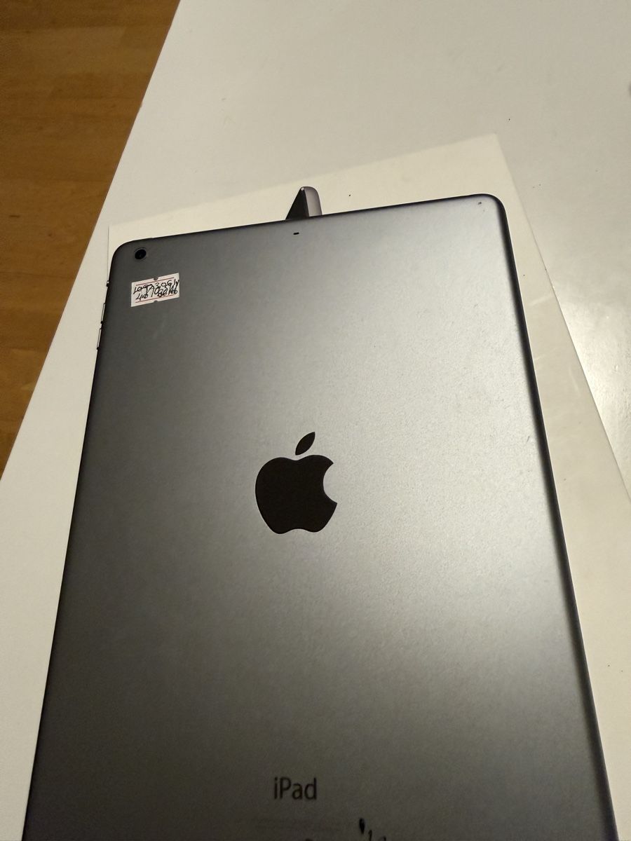 Apple Tablet PC: Apple iPad defekt – Difettoso da Bern venduto da achuu 1