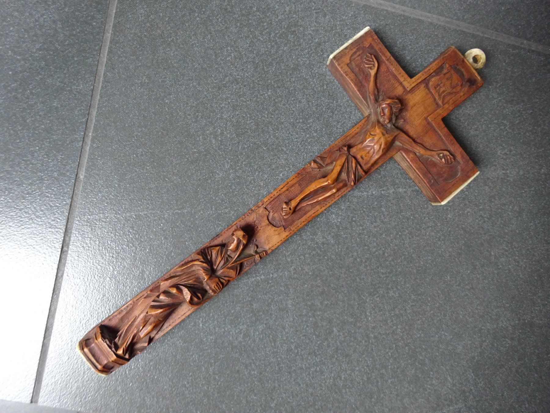 Sculture & Statue: Antikes Reliquie Kreuz – Usato da Esslingen venduto da eintagammeer 2