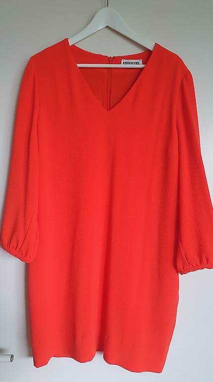 Essentiel Antwerp Vestiti: Essentiel Kleid Gr. 38-40 – Usato da Oberrieden venduto da Taramara