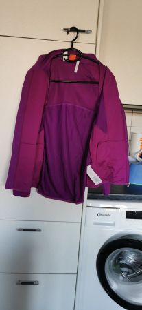 Puma BMW Atlethics Softshell Jacke in violett dünn
