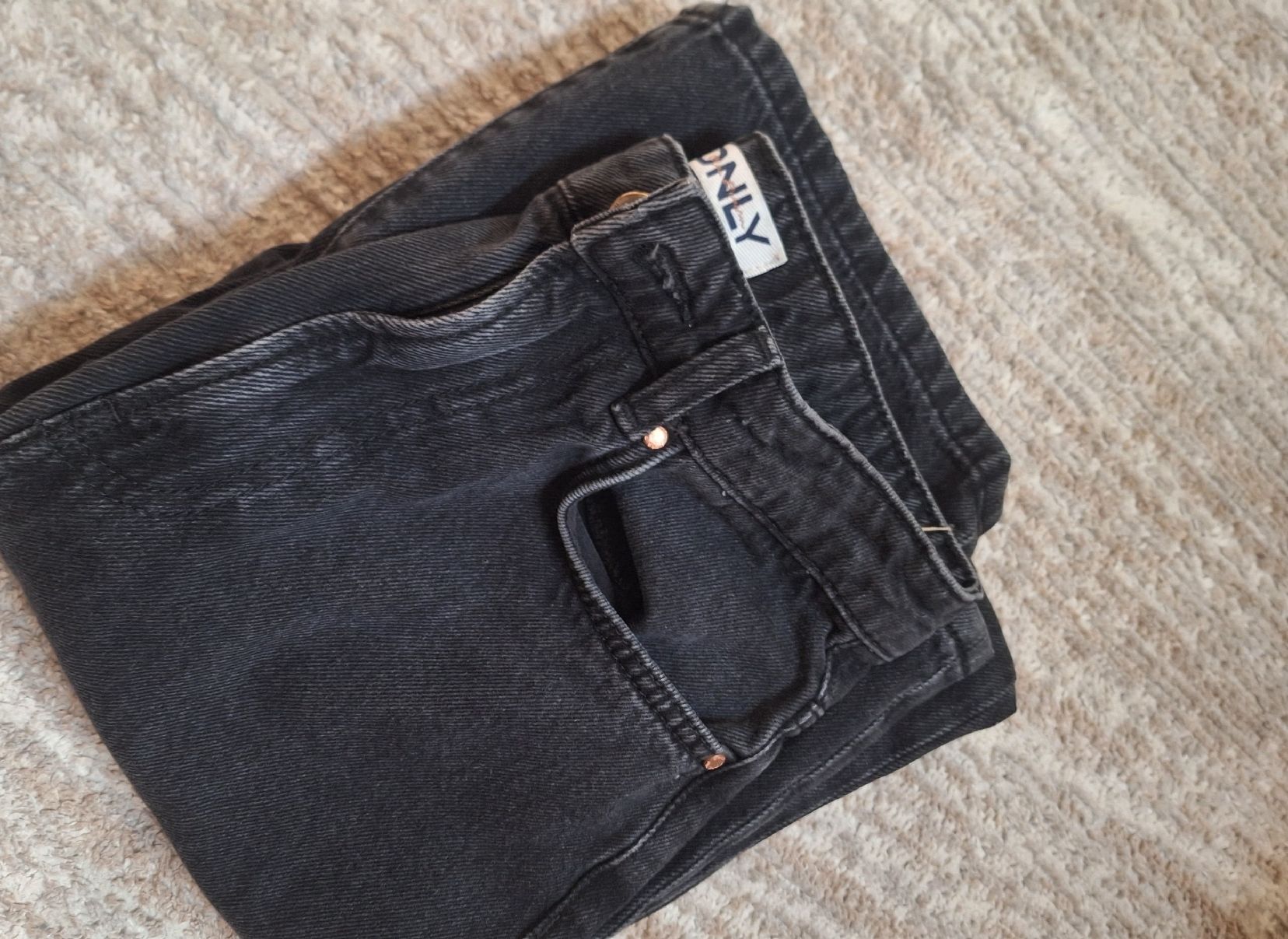 Only Jeans: Jean noir Only S  – Nuovo (secondo la descrizione) da  venduto da  1
