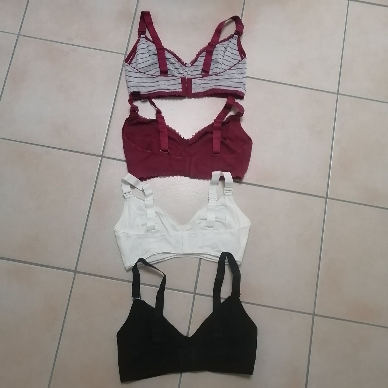 Altra biancheria intima: Still -BHs 4-teilig Gr. 85C NEU!!! – Nuovo (secondo la descrizione) da Henau venduto da AXAA 1
