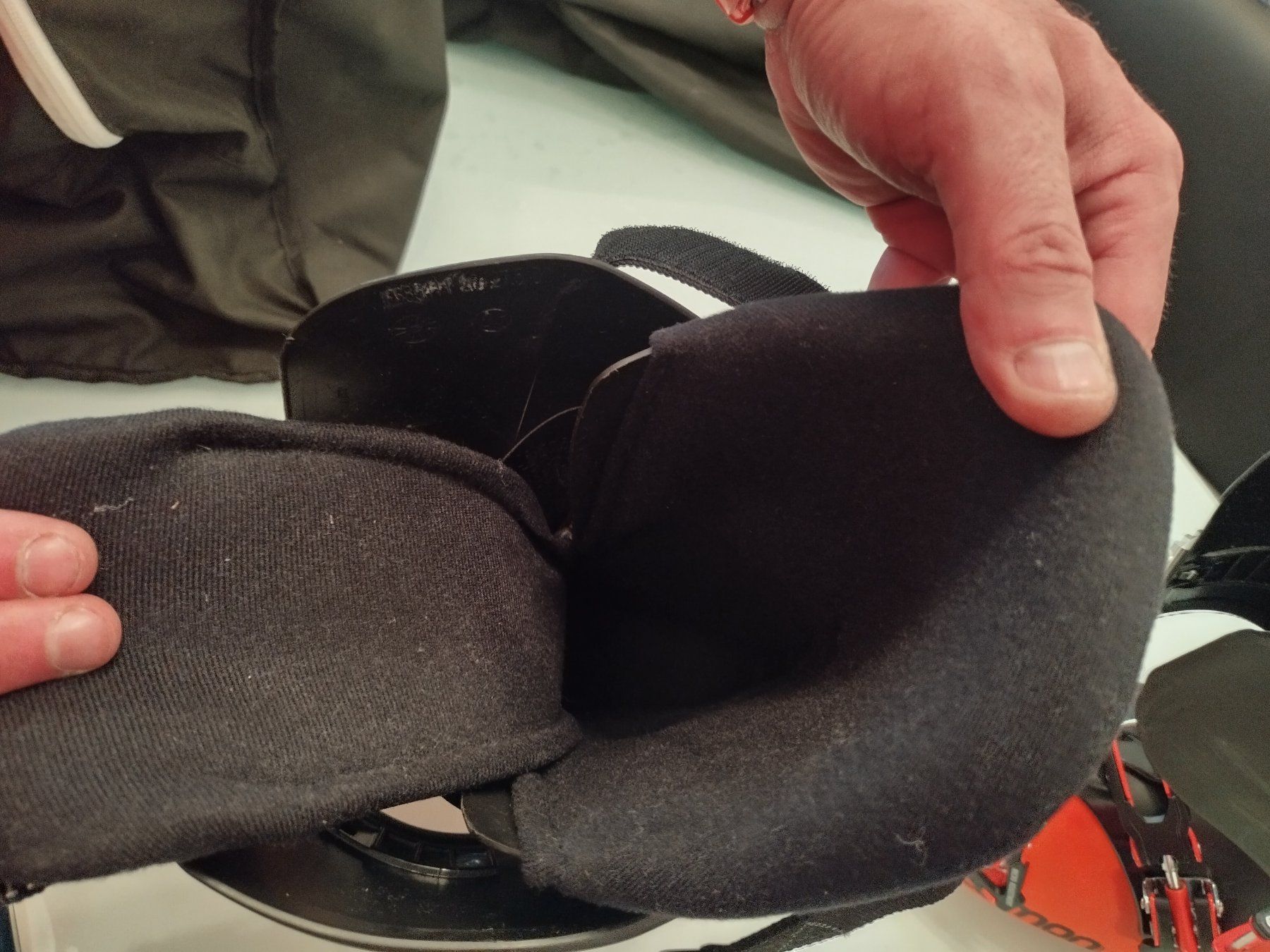 Salomon Sci: Chaussure de ski Salomon 26.5 pointure 41 – Usato da Bévilard venduto da nadmat 1
