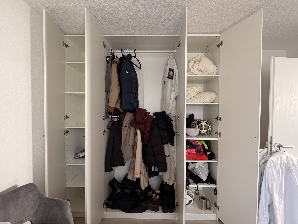 Ikea Armadi: Kleiderschrank – Usato da Ueken venduto da vbe_wgz6 2