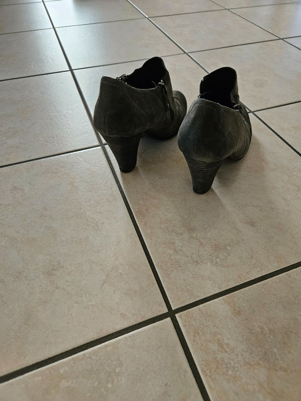 Scarpe da donna: Chaussures – Usato da Chavannes-près-Renens venduto da Trent2010 1
