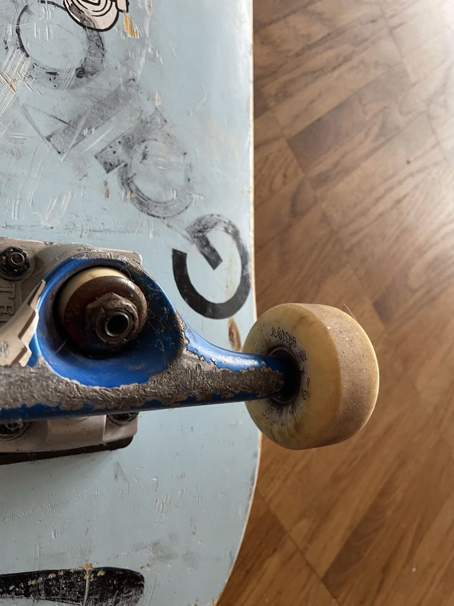 Skateboards: Skateboard – Gebraucht aus Männedorf von bluebird35 4
