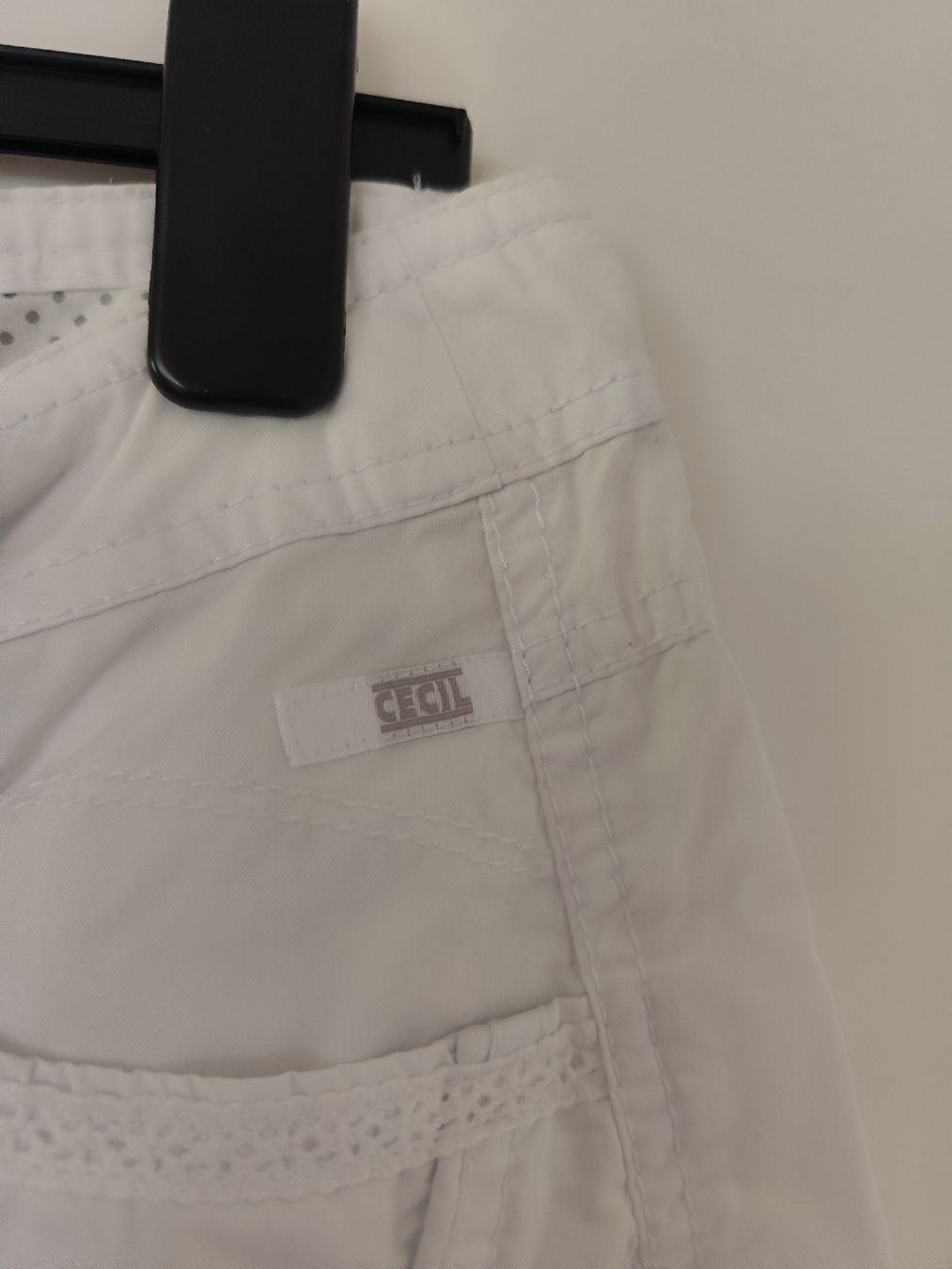 Cecil Hosen: Damen Capripants CECILE weiss Grösse S – Gebraucht aus Zürich von Claudia_Zueri 2