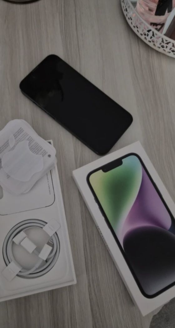 Apple Telefoni cellulari / Smartphones: Iphone 14 128giga – Usato da Lugano venduto da cla_x5tk