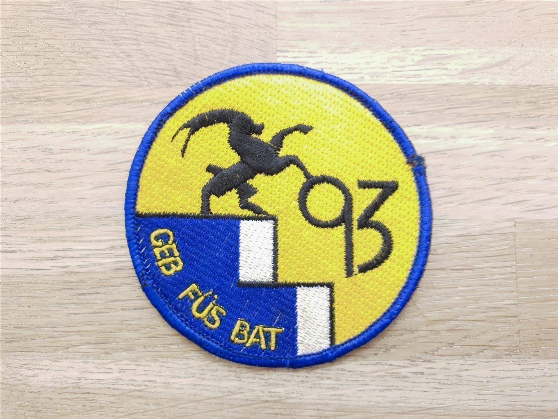 Placchette & Badge: Badge Geb Füs Bat 93 blau – Usato da Erlinsbach venduto da S700