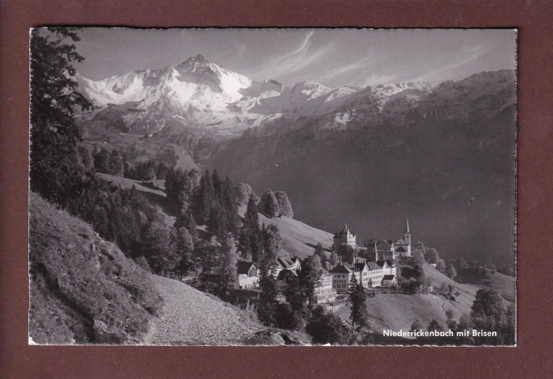 Cartoline postali: NIEDERRICKENBACH - Brisen – Usato da Pully venduto da nicecards