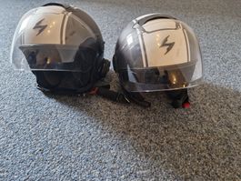 2 Motorrad-Helme mit Sena 10S Dual