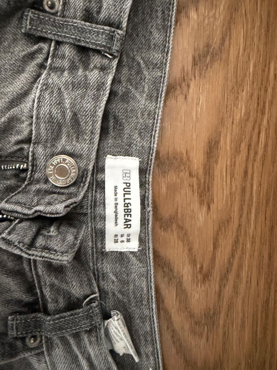 Jeans: Pull and Bear Straight Leg – D'occasion à Ettingen par mel_d2y8