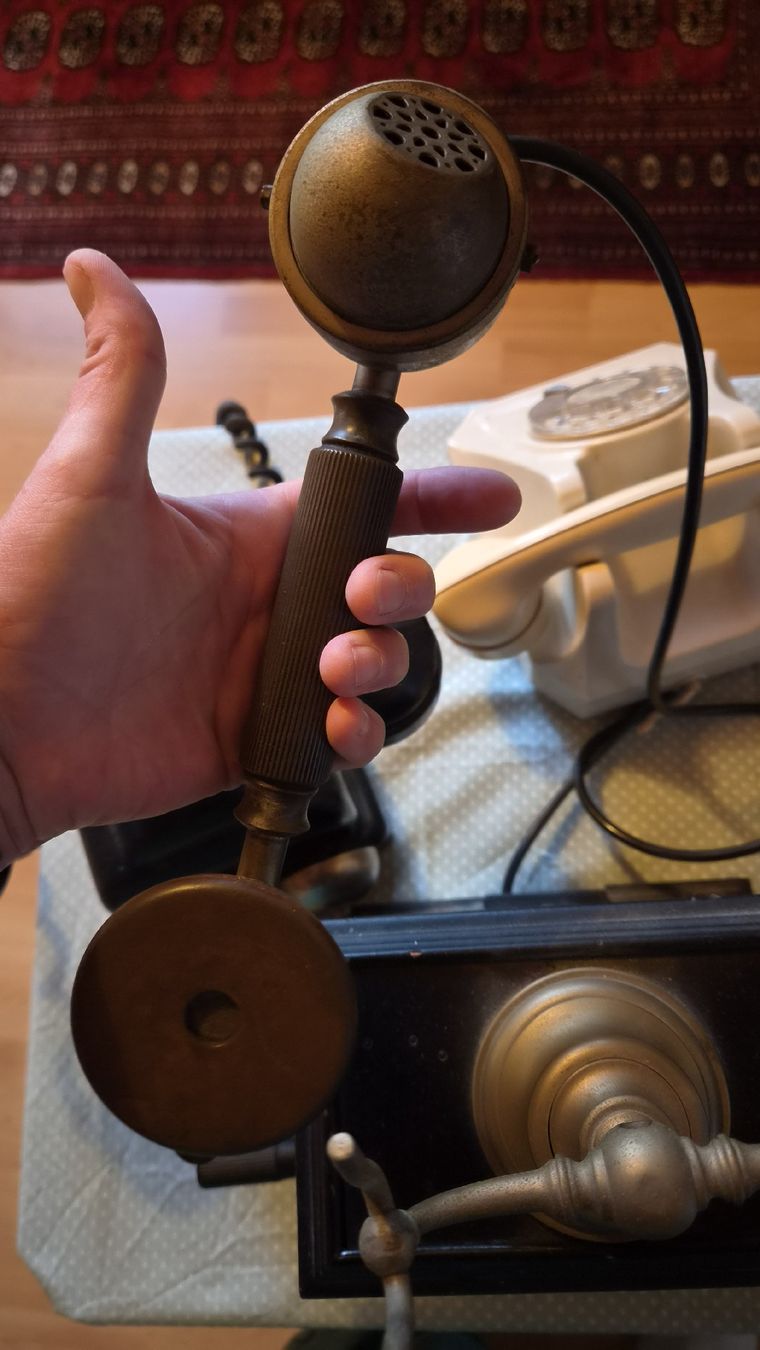 Téléphones: 3 Telefone Vintage  – D'occasion à Kölliken par Upcycling-by-Mc-TAM 5