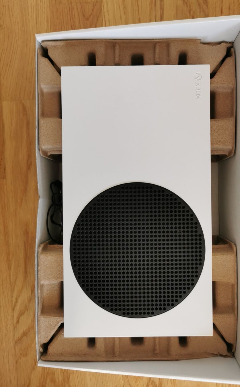 Microsoft Console: XBox Series S – Usato da horn venduto da Ajbosanac8 2