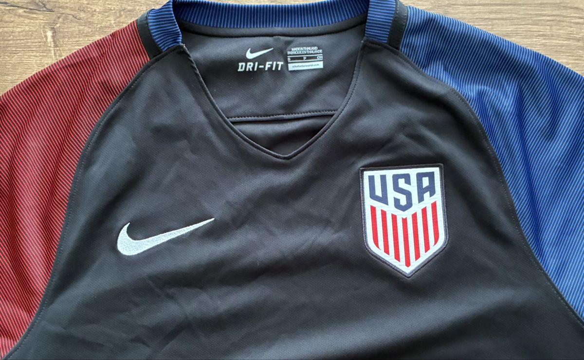 Nike Canottiere & Pantaloni: Fussball USA Trikot – Nuovo (secondo la descrizione) da Staad SG venduto da Micho76 1
