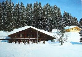 BRAUNWALD Berghaus Hahnenbühl und Berghaus Wettstein