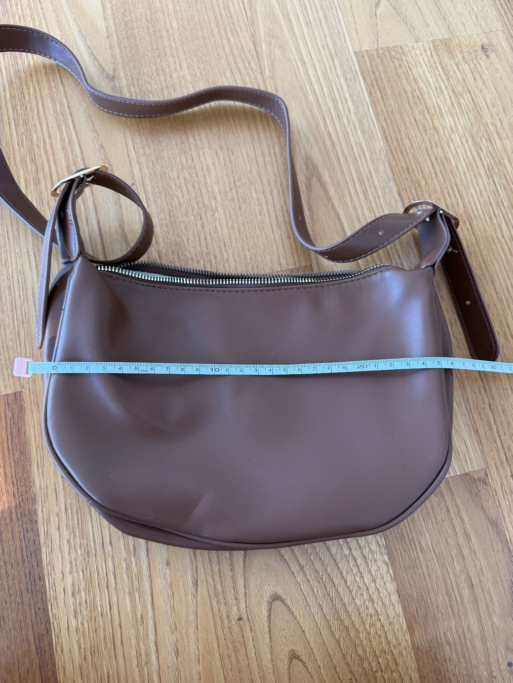 Taschen für Damen: Umhängetasche – Gebraucht aus Sissach von laura.x4 3